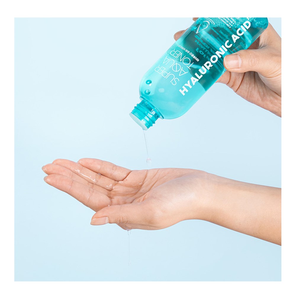 FARMSTAY Lotion tonique Super Aqua à l'acide hyaluronique (200 ml)