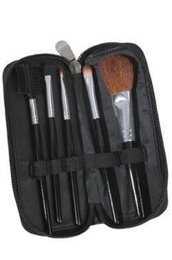 BEAUTY TREATS 5pcs Makeup Brush Set In Zipper Pouch